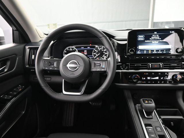 new 2025 Nissan Pathfinder car, priced at $45,751