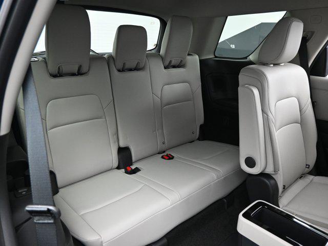 new 2025 Nissan Pathfinder car, priced at $45,369