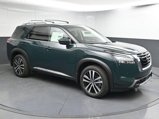 new 2025 Nissan Pathfinder car, priced at $50,097