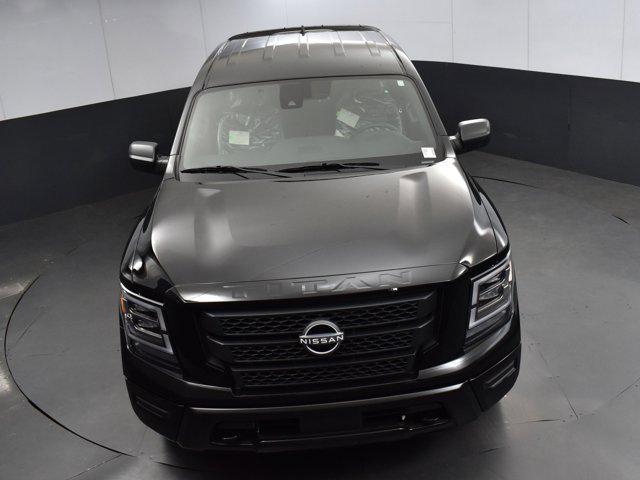 used 2024 Nissan Titan car, priced at $41,991