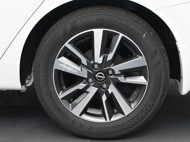 new 2025 Nissan Versa car, priced at $21,539