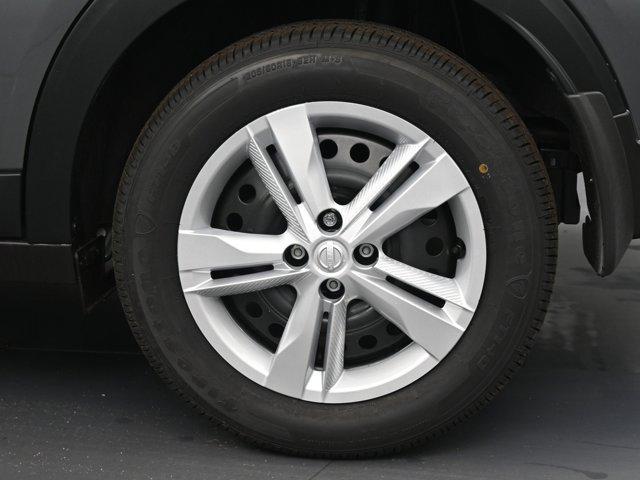 new 2025 Nissan Kicks car, priced at $23,180