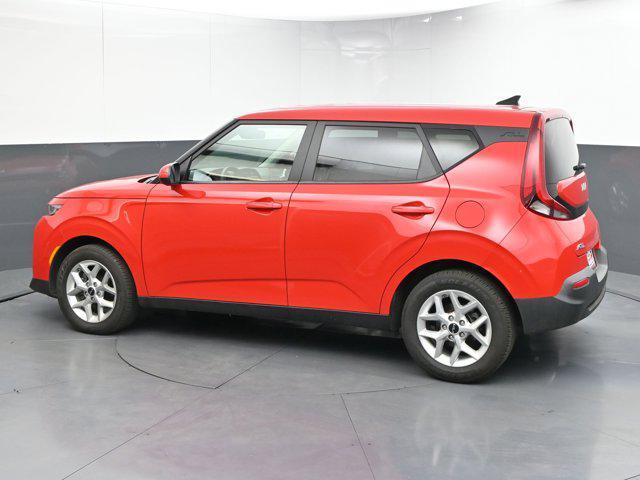 used 2022 Kia Soul car, priced at $15,591