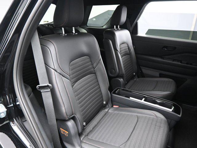 new 2025 Nissan Pathfinder car, priced at $44,520