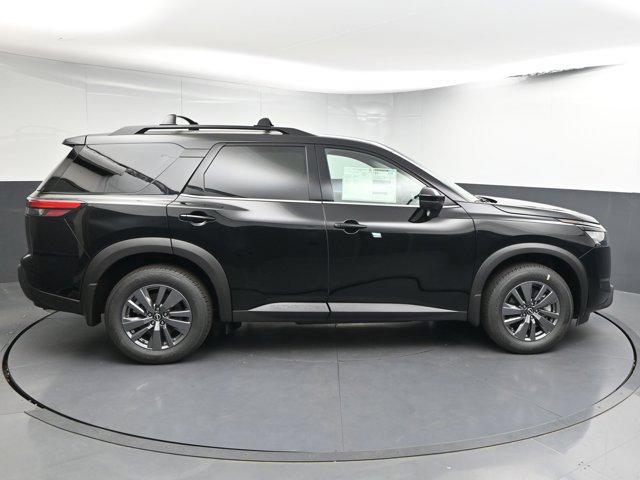 new 2025 Nissan Pathfinder car, priced at $40,038