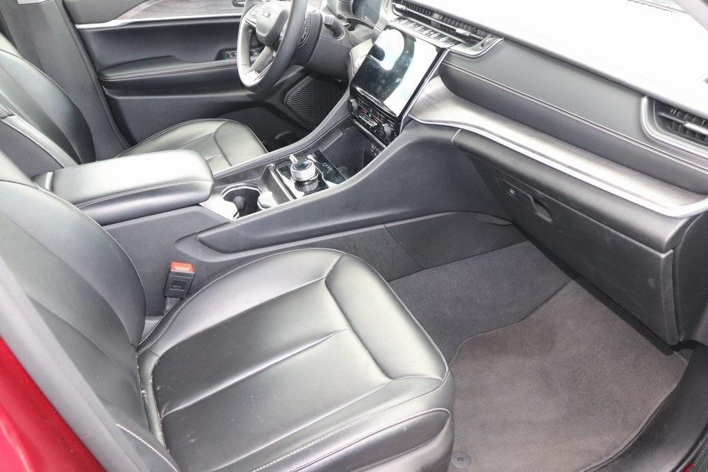 used 2024 Jeep Grand Cherokee car, priced at $39,966