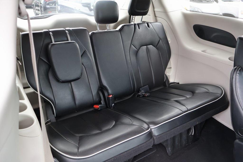 used 2023 Chrysler Pacifica car, priced at $30,959