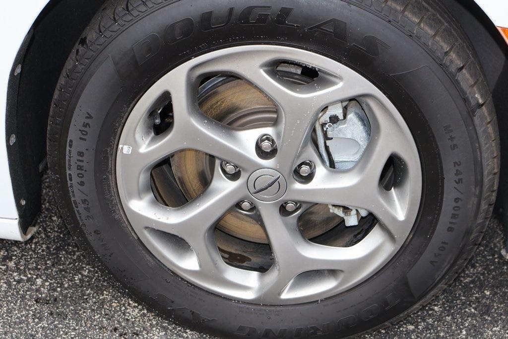 used 2023 Chrysler Pacifica car, priced at $30,959