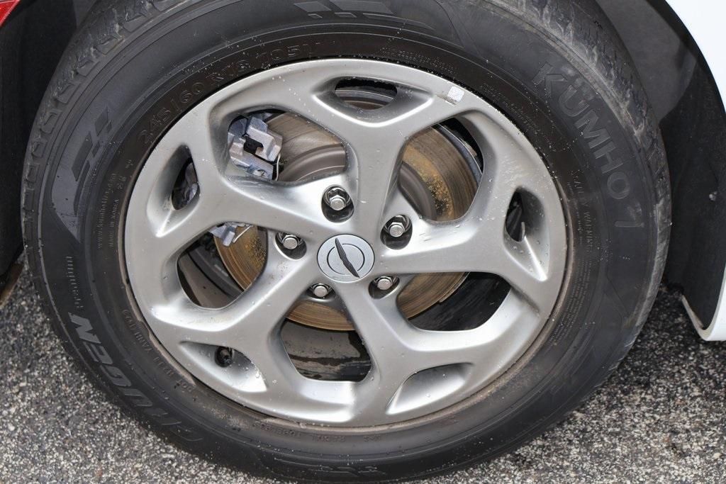 used 2023 Chrysler Pacifica car, priced at $30,959
