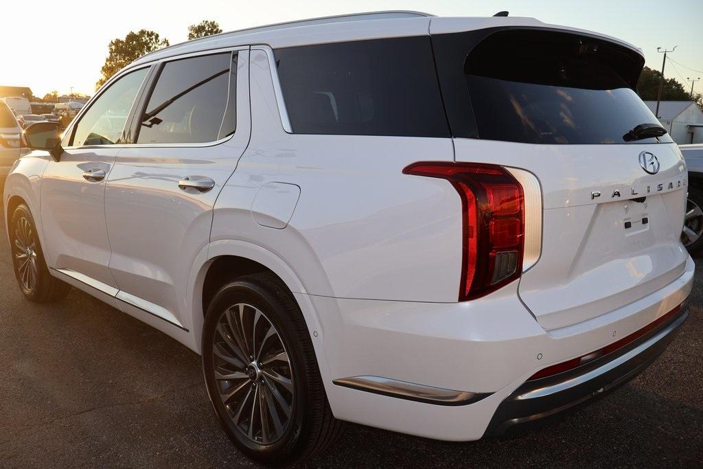 used 2024 Hyundai Palisade car, priced at $42,895