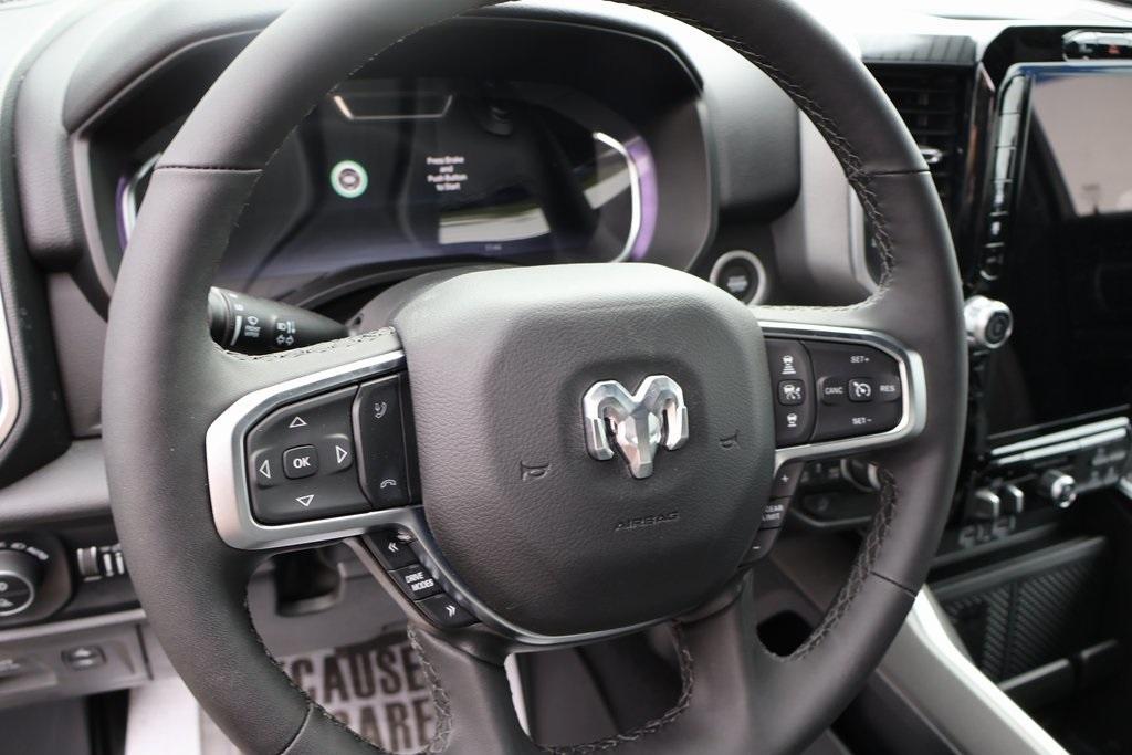 new 2025 Ram 1500 car, priced at $63,020