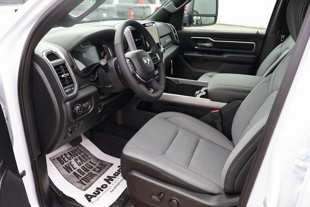 new 2025 Ram 1500 car, priced at $63,020