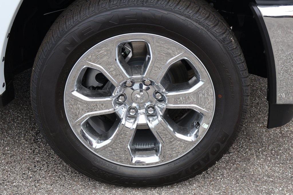 new 2025 Ram 1500 car, priced at $63,020