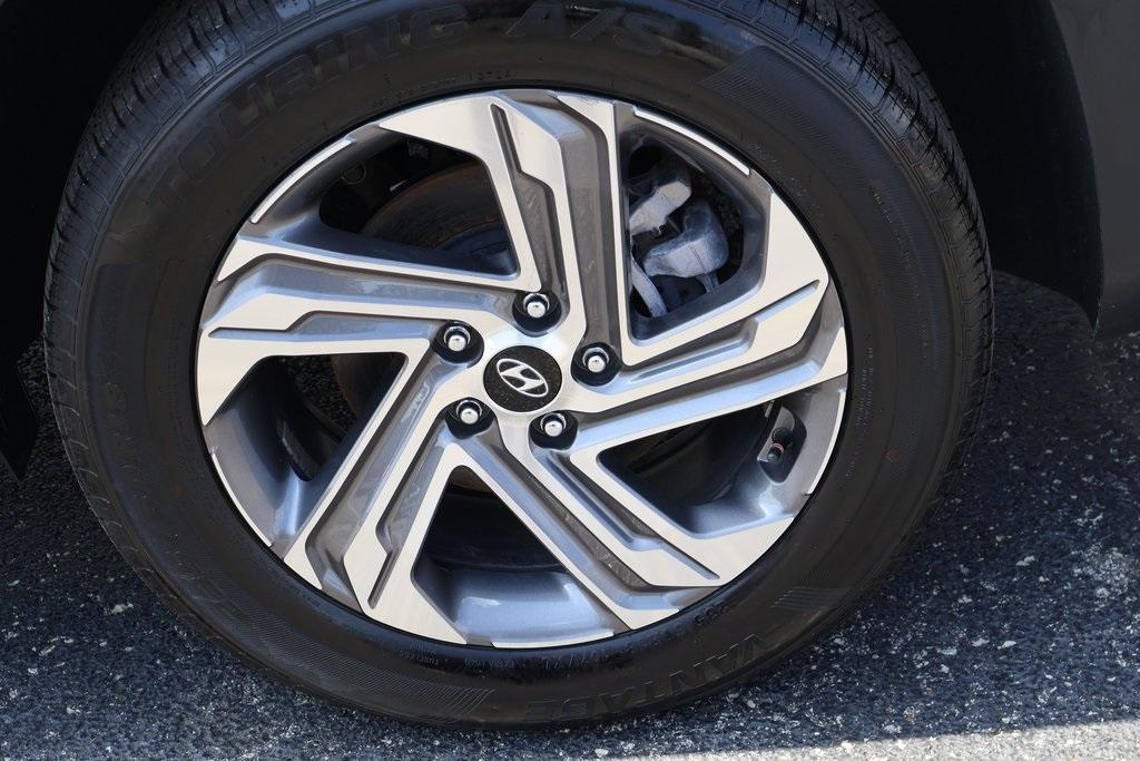 used 2023 Hyundai Santa Fe car, priced at $25,995