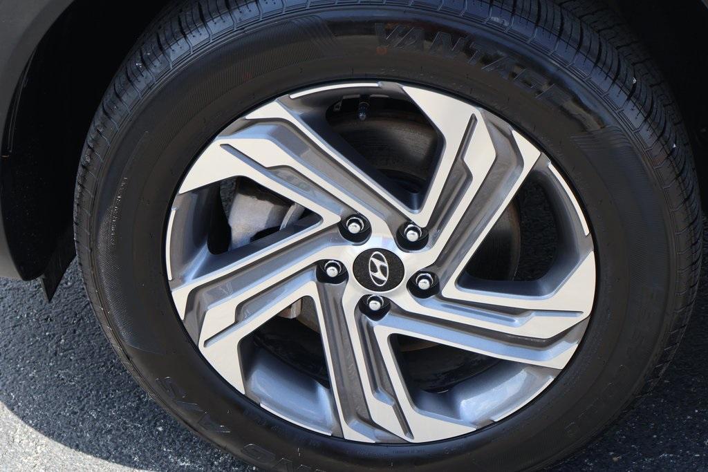 used 2023 Hyundai Santa Fe car, priced at $25,995