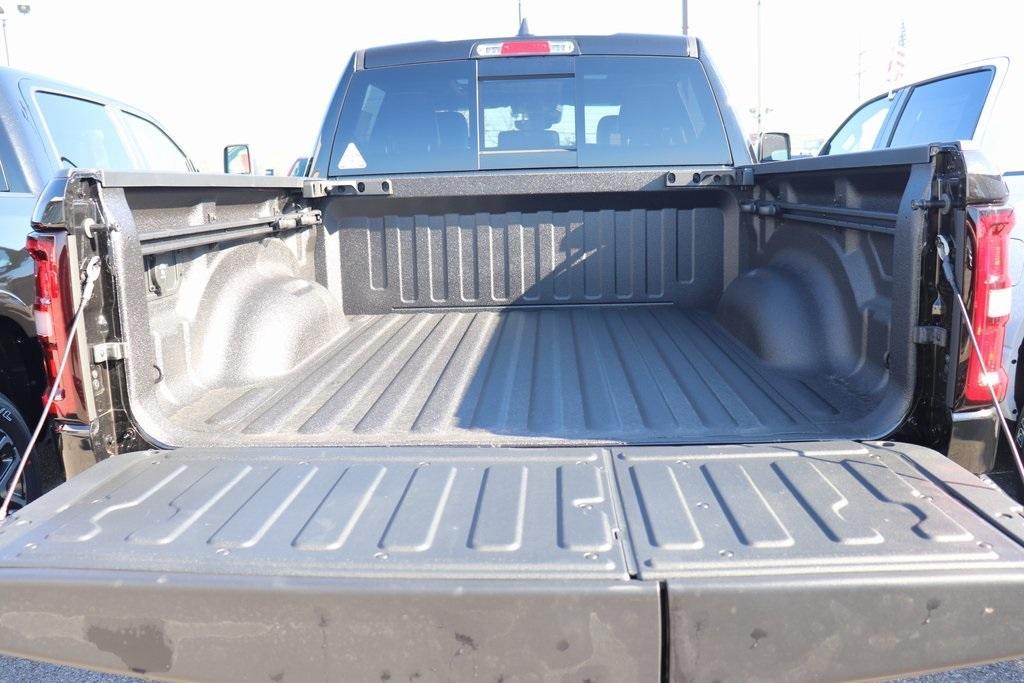 new 2025 Ram 1500 car, priced at $75,149