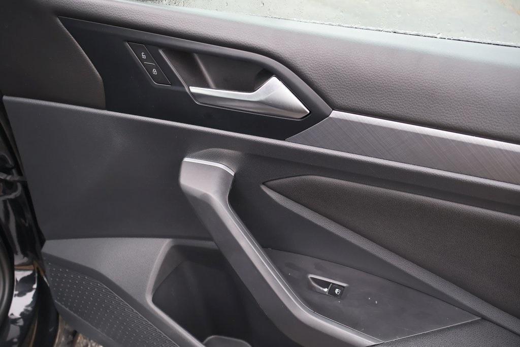 used 2024 Volkswagen Jetta car, priced at $20,995