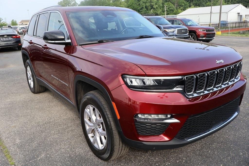 used 2022 Jeep Grand Cherokee car, priced at $31,559