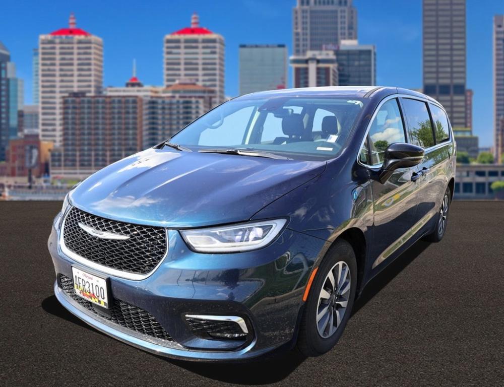 used 2024 Chrysler Pacifica Hybrid car, priced at $34,995
