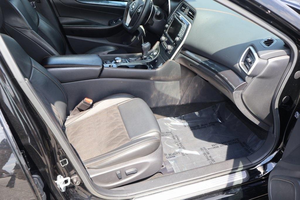 used 2021 Nissan Maxima car, priced at $29,159