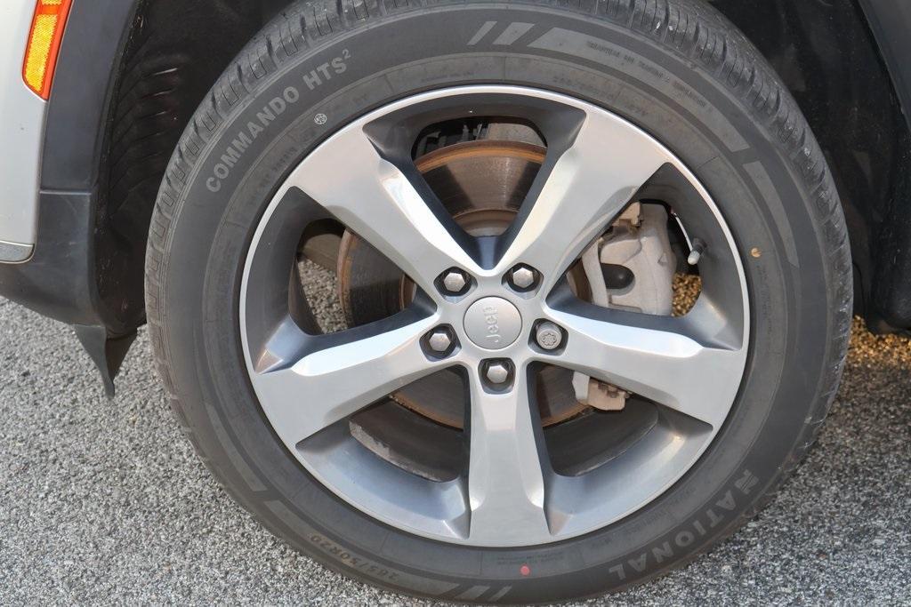 used 2021 Jeep Grand Cherokee L car, priced at $28,995