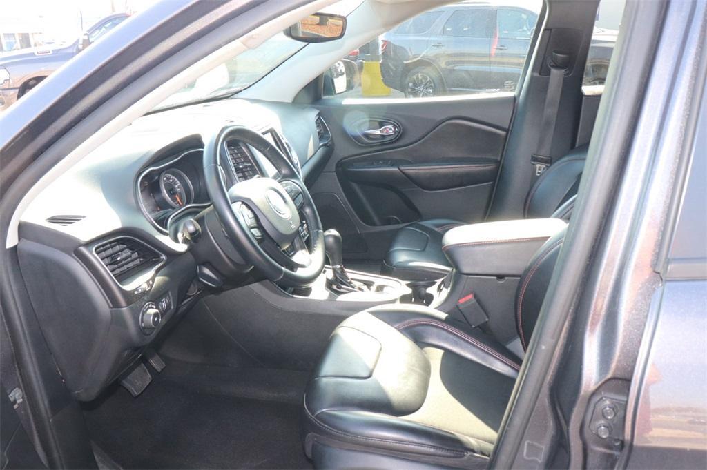 used 2020 Jeep Cherokee car, priced at $23,794