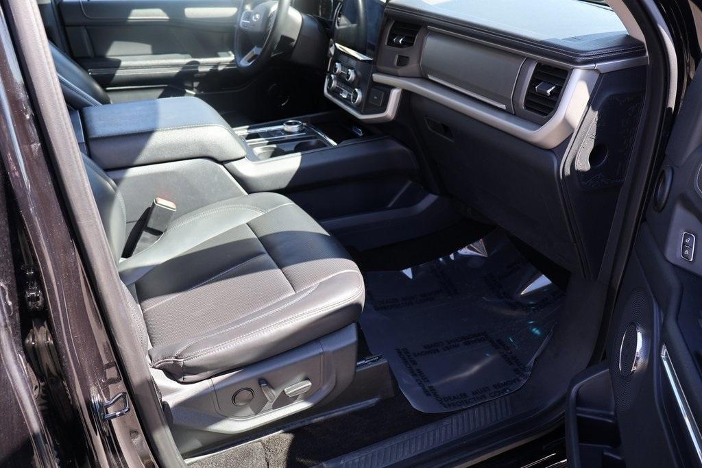 used 2022 Ford Expedition Max car, priced at $38,995
