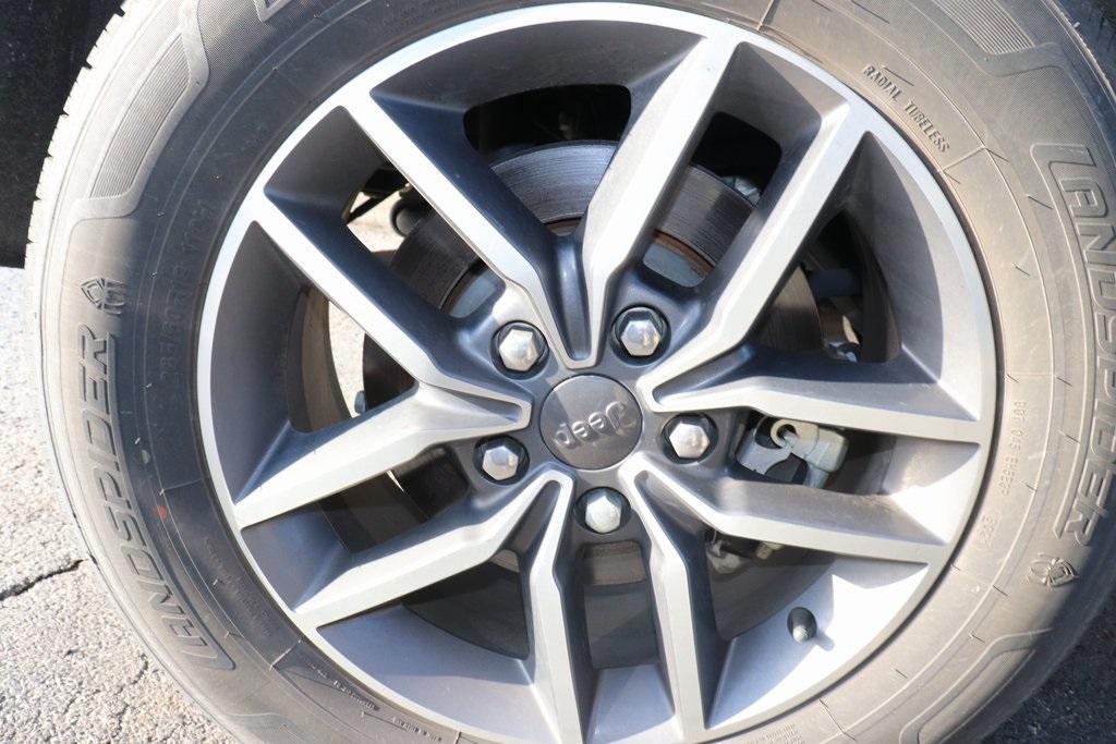 used 2022 Jeep Grand Cherokee WK car, priced at $28,024