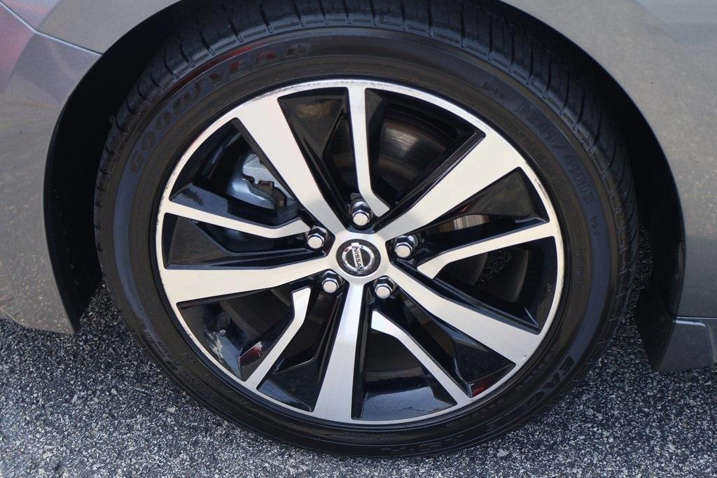 used 2021 Nissan Maxima car, priced at $24,595