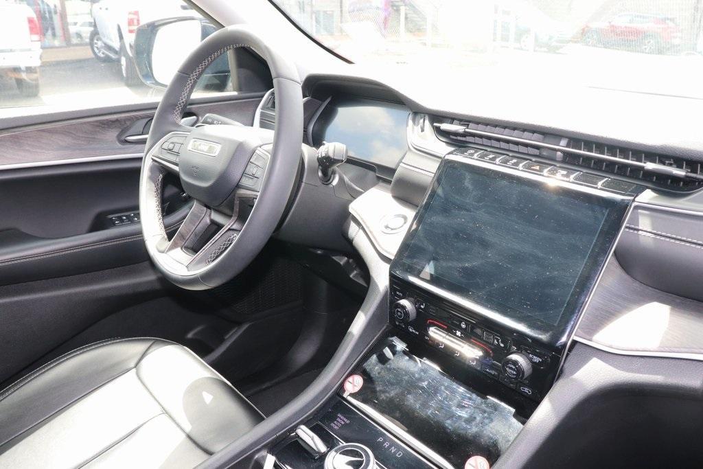 used 2024 Jeep Grand Cherokee car, priced at $42,850