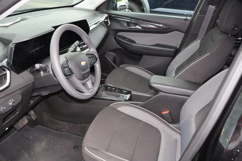 used 2025 Chevrolet TrailBlazer car, priced at $28,995