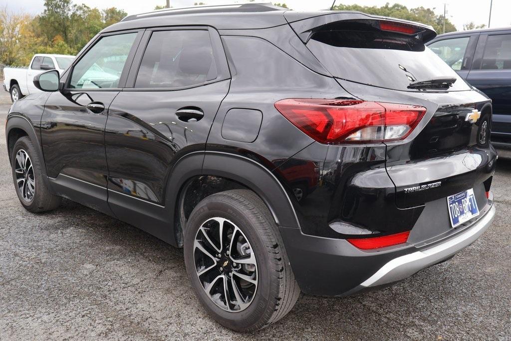 used 2025 Chevrolet TrailBlazer car, priced at $28,995