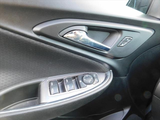 used 2018 Chevrolet Malibu car, priced at $8,988