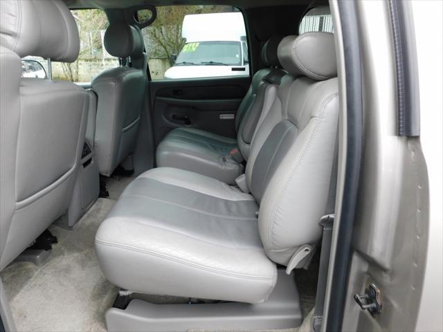 used 2001 GMC Yukon XL car, priced at $7,288