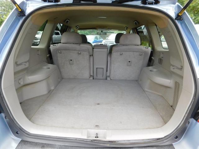used 2008 Toyota Highlander car, priced at $3,933