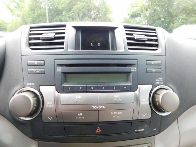 used 2008 Toyota Highlander car, priced at $3,933