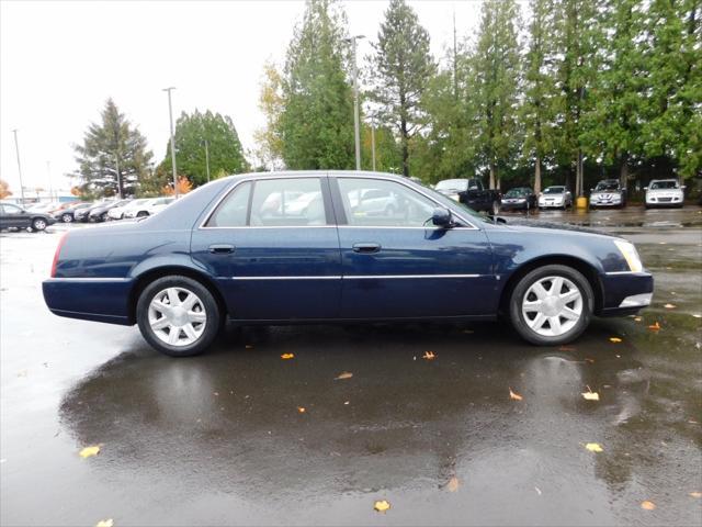 used 2006 Cadillac DTS car, priced at $10,988