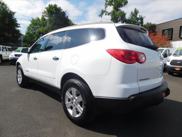 used 2009 Chevrolet Traverse car, priced at $8,288