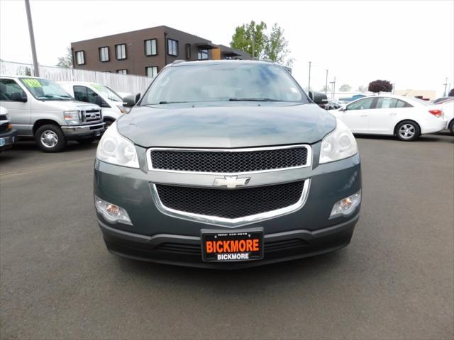 used 2010 Chevrolet Traverse car, priced at $8,988