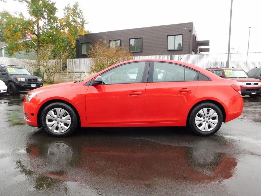 used 2014 Chevrolet Cruze car, priced at $8,988