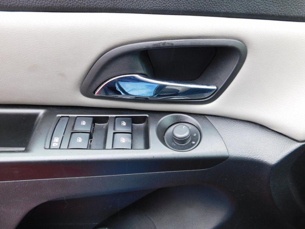 used 2014 Chevrolet Cruze car, priced at $8,988