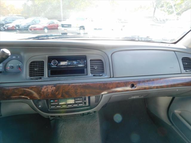 used 2005 Mercury Grand Marquis car, priced at $5,988