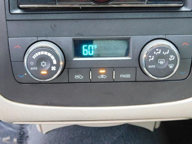used 2006 Buick Lucerne car, priced at $2,933