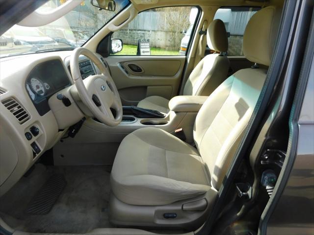 used 2007 Ford Escape car, priced at $3,833