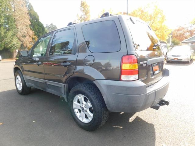 used 2007 Ford Escape car, priced at $3,833