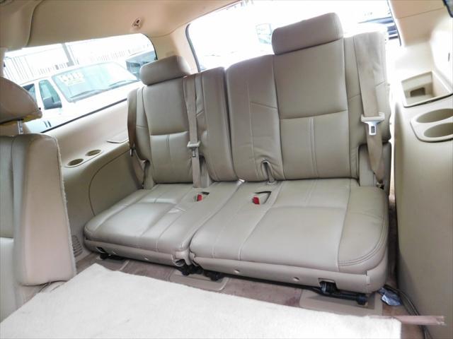 used 2007 Chevrolet Suburban car, priced at $7,988