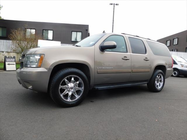 used 2007 Chevrolet Suburban car, priced at $7,988