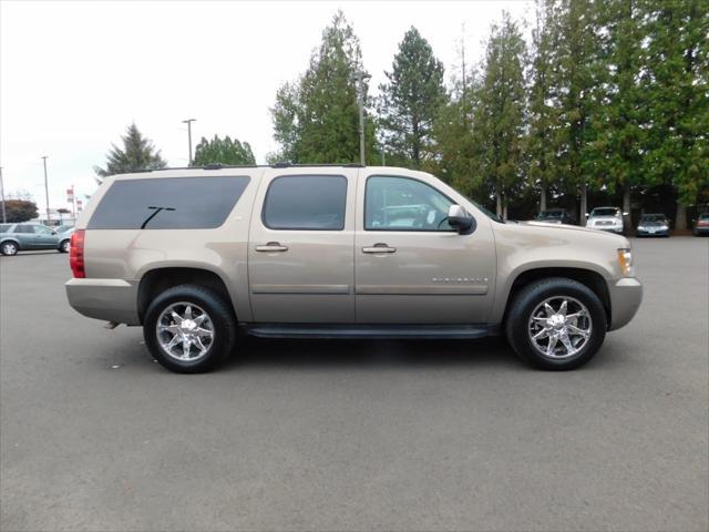 used 2007 Chevrolet Suburban car, priced at $7,988