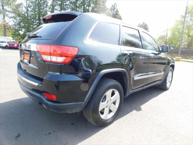 used 2013 Jeep Grand Cherokee car, priced at $8,788