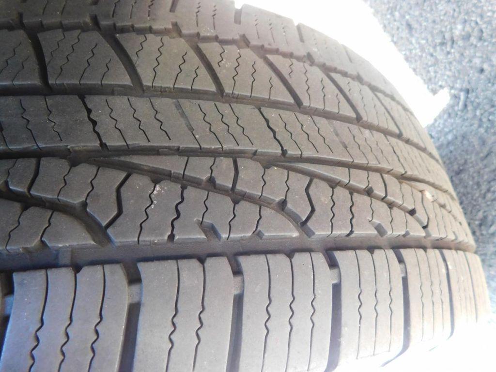 used 2007 Saturn Vue car, priced at $6,388